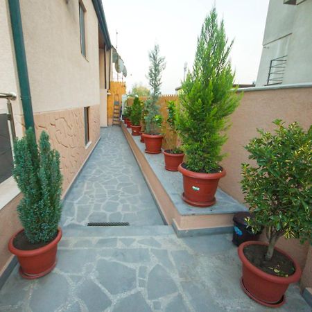 Hotel Elegant 2 Tbilisi Exterior photo