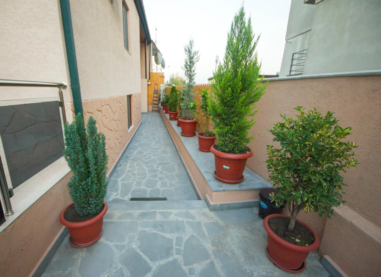 Hotel Elegant 2 Tbilisi Exterior photo