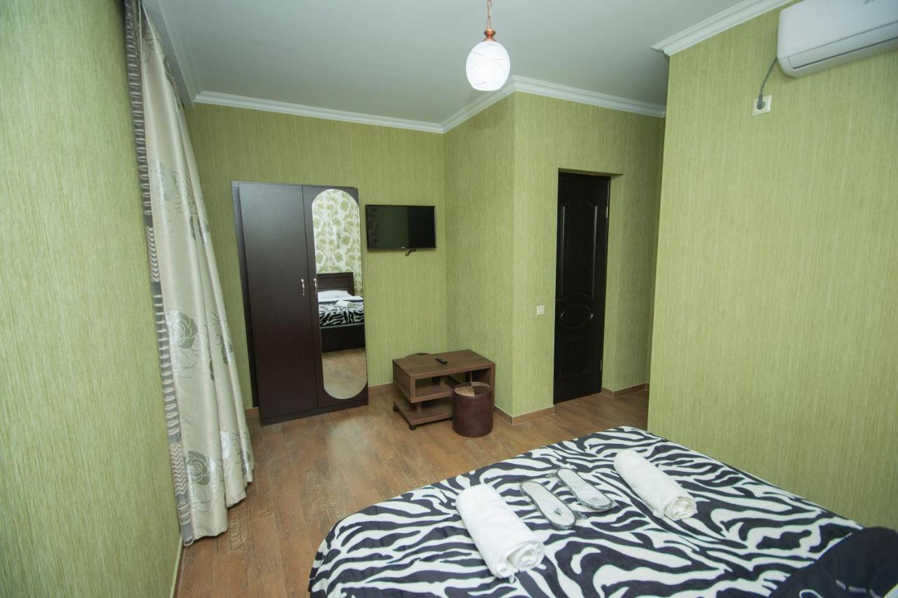 Hotel Elegant 2 Tbilisi Exterior photo