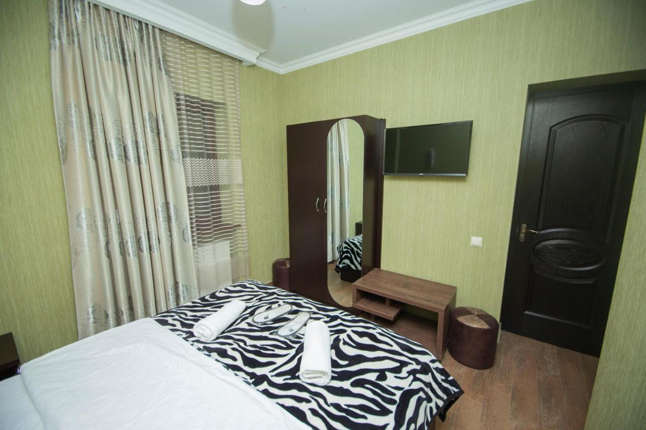 Hotel Elegant 2 Tbilisi Exterior photo